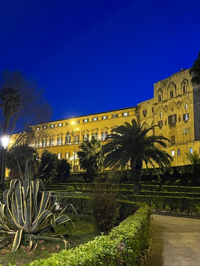 Cortile Dei Mori Apartment Palermo Exterior photo
